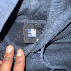 newyork yankees x kith navy blue hoodie